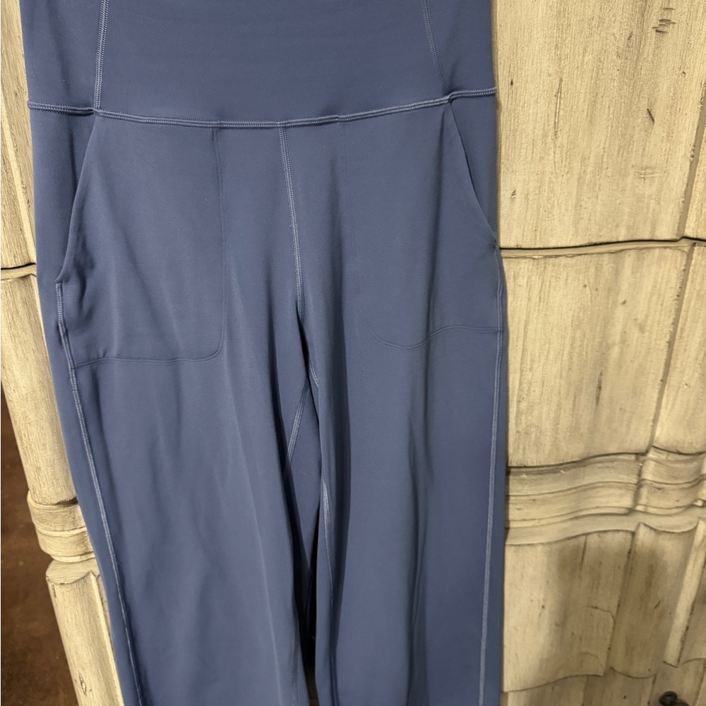 Lululemon align wide leg cropped pants